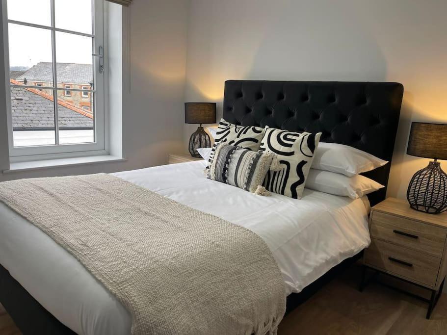 Trendy Apartment In Cardiff Free Parking Eksteriør bilde