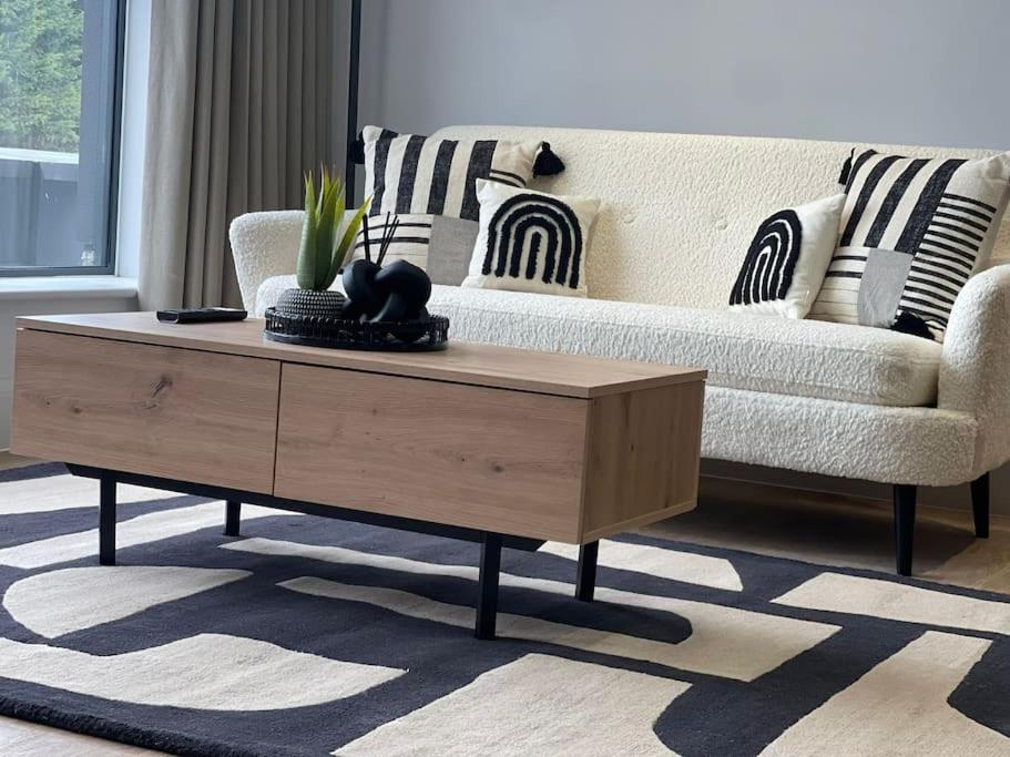 Trendy Apartment In Cardiff Free Parking Eksteriør bilde