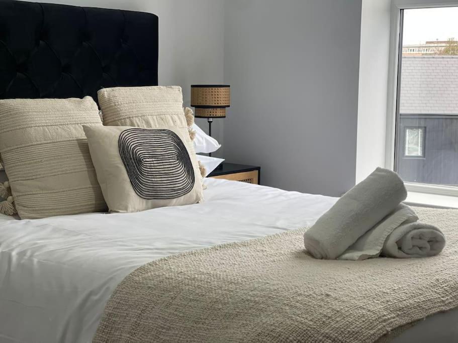 Trendy Apartment In Cardiff Free Parking Eksteriør bilde
